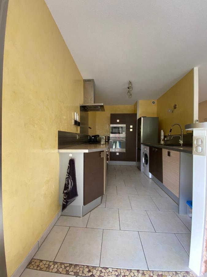 Decouvrez Le Charme Au Coeur De Gap Apartment Exterior photo
